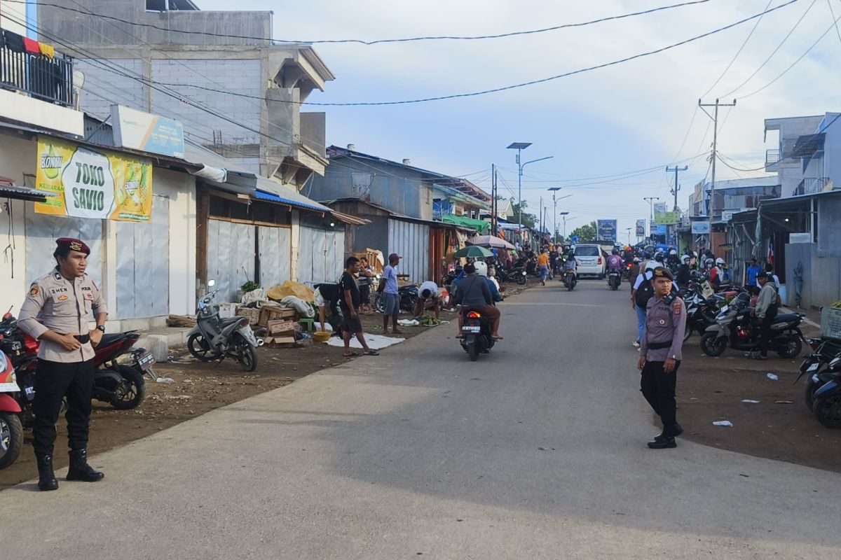 Polres Mabar kerahkan personel jaga sejumlah ruas jalan Labuan Bajo