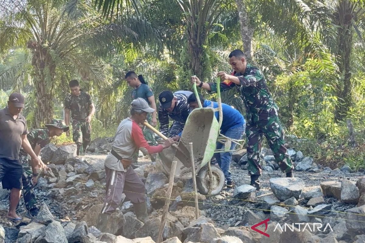 TMMD sambung asa dan ekonomi di Desa Rejosari
