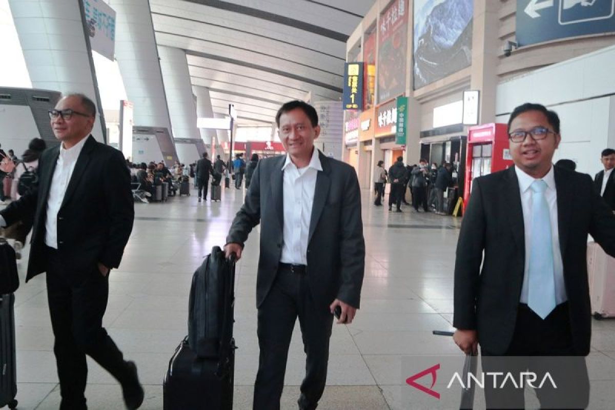 KAI jadikan China acuan pengembangan kereta di Indonesia