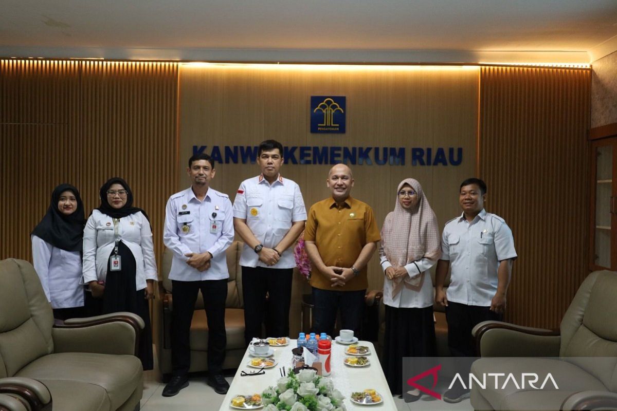 Perkuat Transparansi, Komisi Informasi Riau Lakukan Visitasi ke Kemenkum Riau
