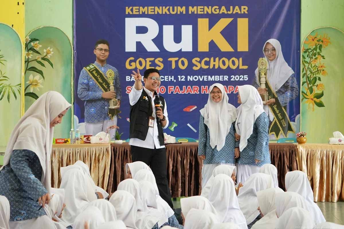 Ratusan Siswa Fajar Harapan Antusias Ikuti RuKI Mengajar Kemenkum Aceh