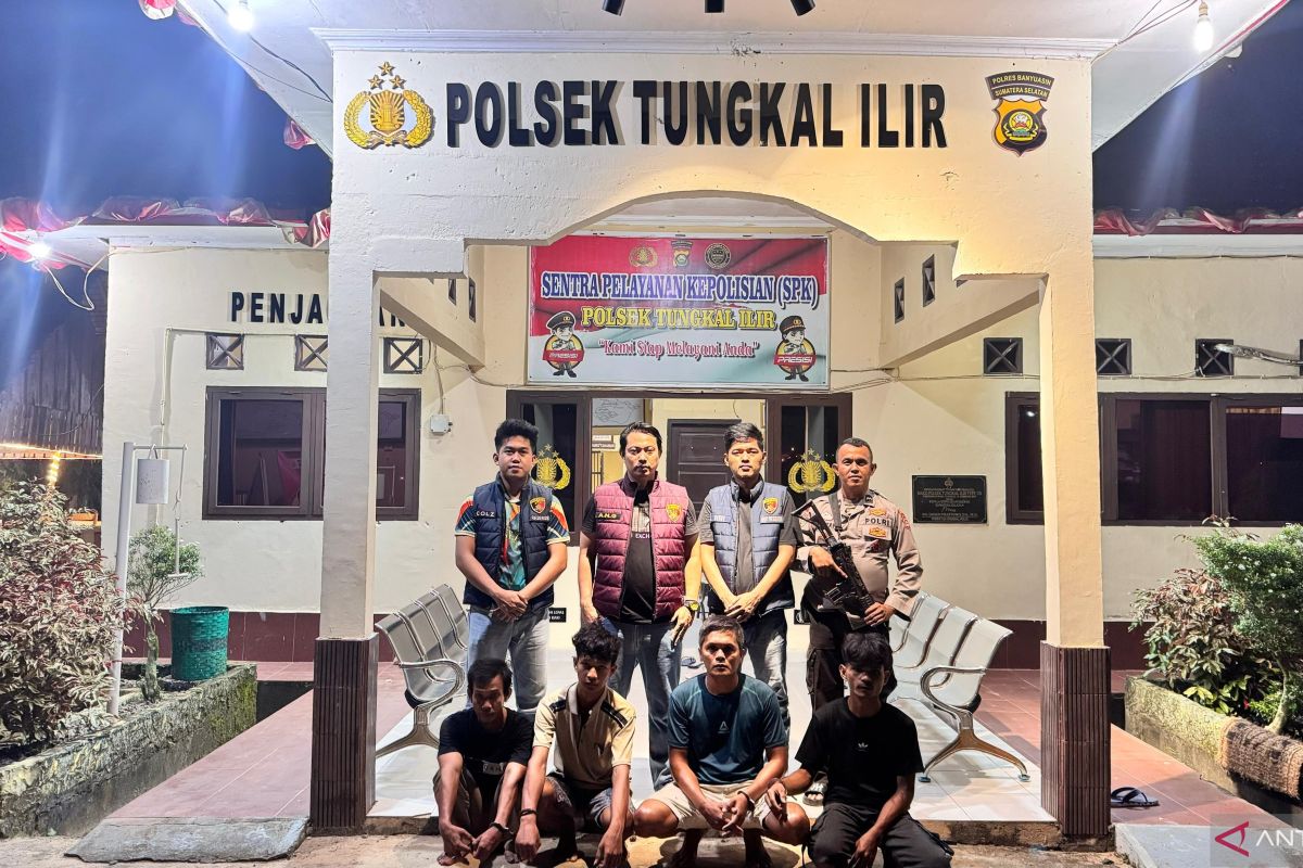 Polisi tangkap komplotan pencuri pipa besi Pertamina di Banyuasin