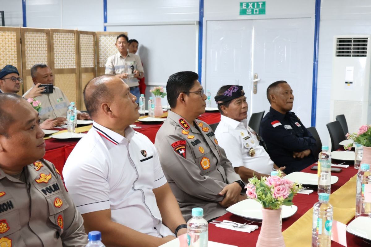 Kapolda Kaltara Dampingi Gubernur Tinjau Kawasan Industri Strategis PT. KIPI dan PT. KAI