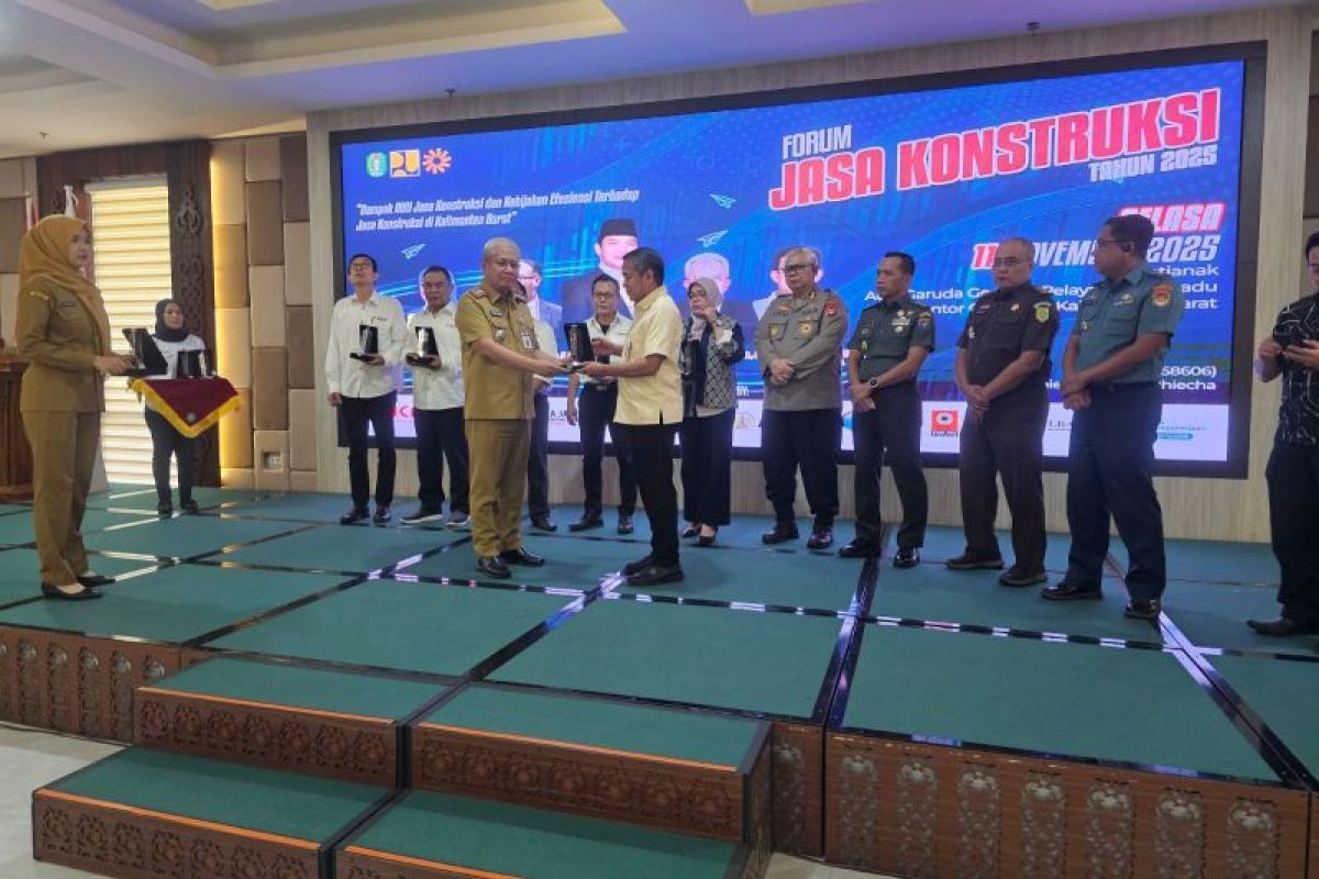 BPJS Ketenagakerjaan perkuat komitmen perlindungan pekerja dalam Forum Jasa Konstruksi Kalbar 2025