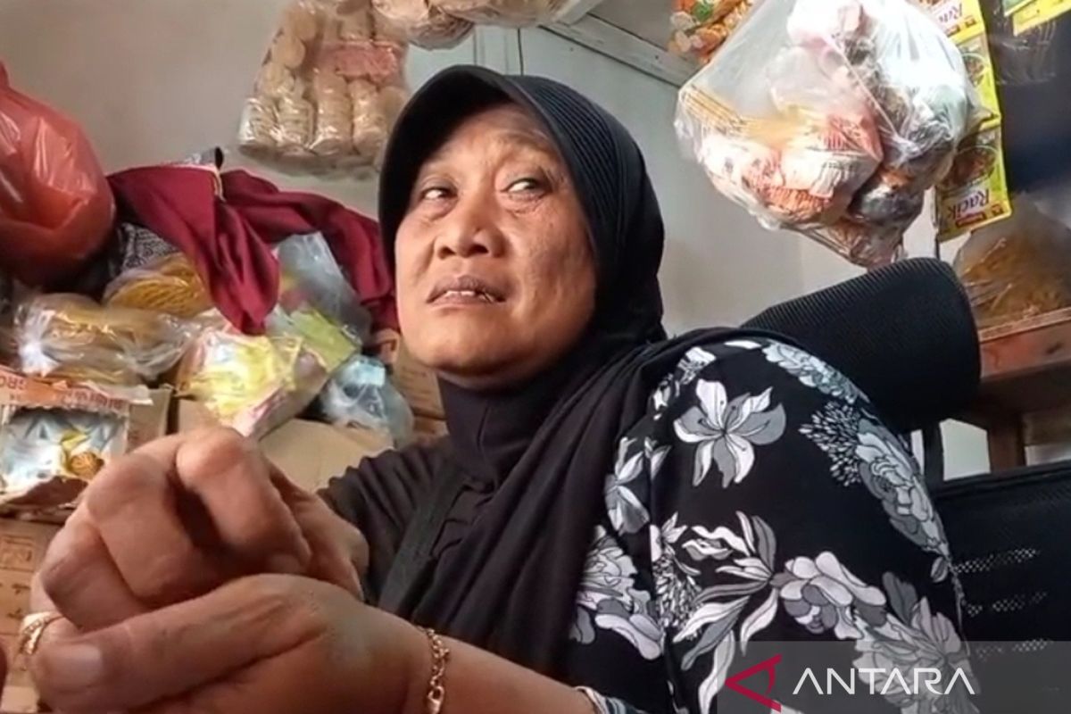 Lansia belanja pakai uang palsu di Jakbar, ini pengakuan pedagang