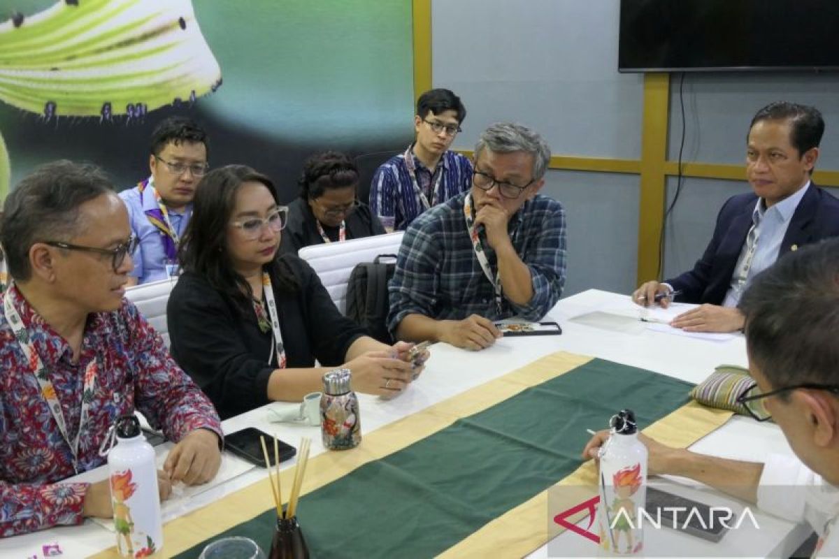 LSM lingkungan temui Menteri LH minta target emisi libatkan masyarakat