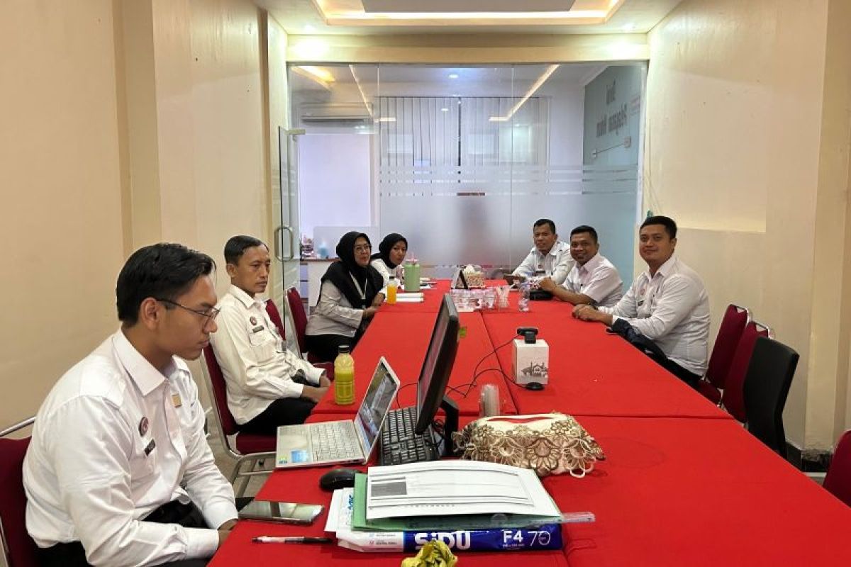 Kanwil Kemenkum Jateng Ikuti Monitoring Pelaksanaan Tertib Proses Layanan Pewarganegaraan