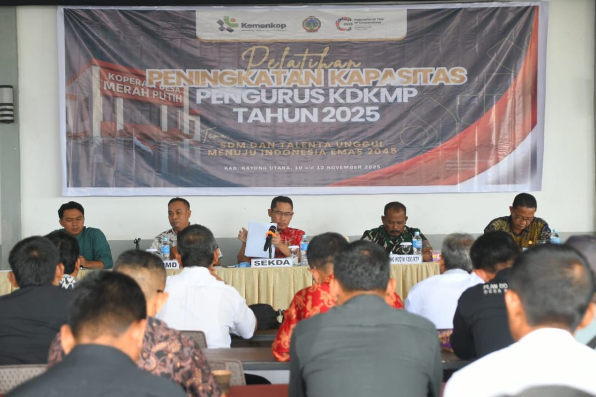 Pemkab Kayong Utara dorong percepatan pembangunan gerai kopdes Merah Putih