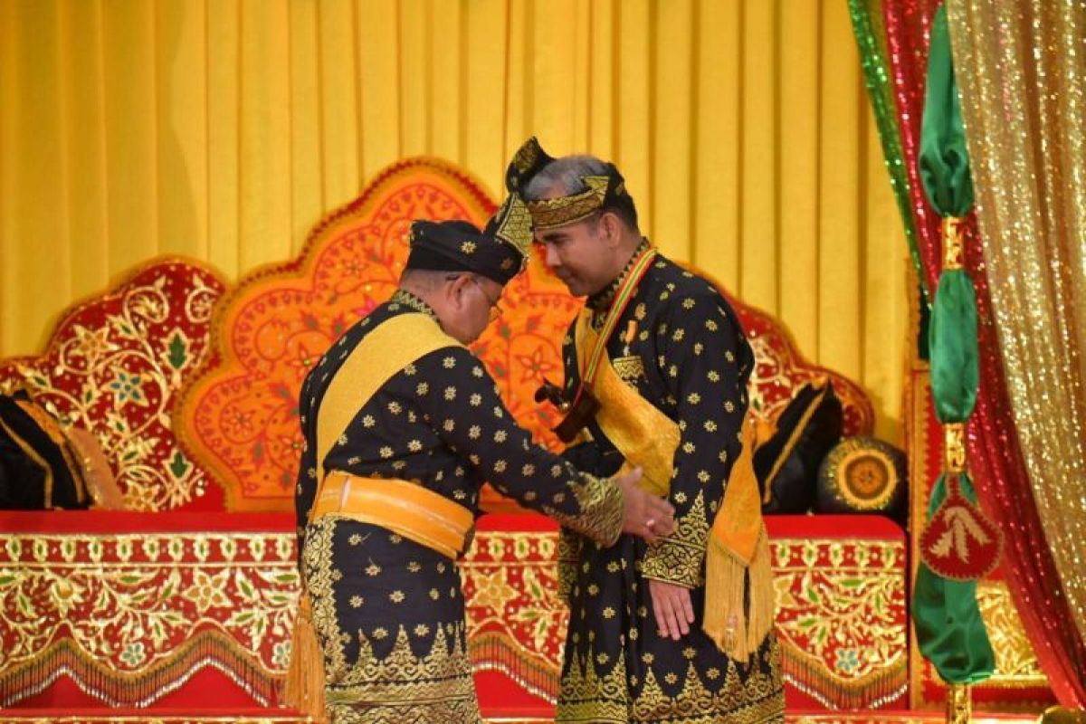 Dapat gelar Datok, Ketua MPR RI berikrar junjung tinggi maruah Melayu