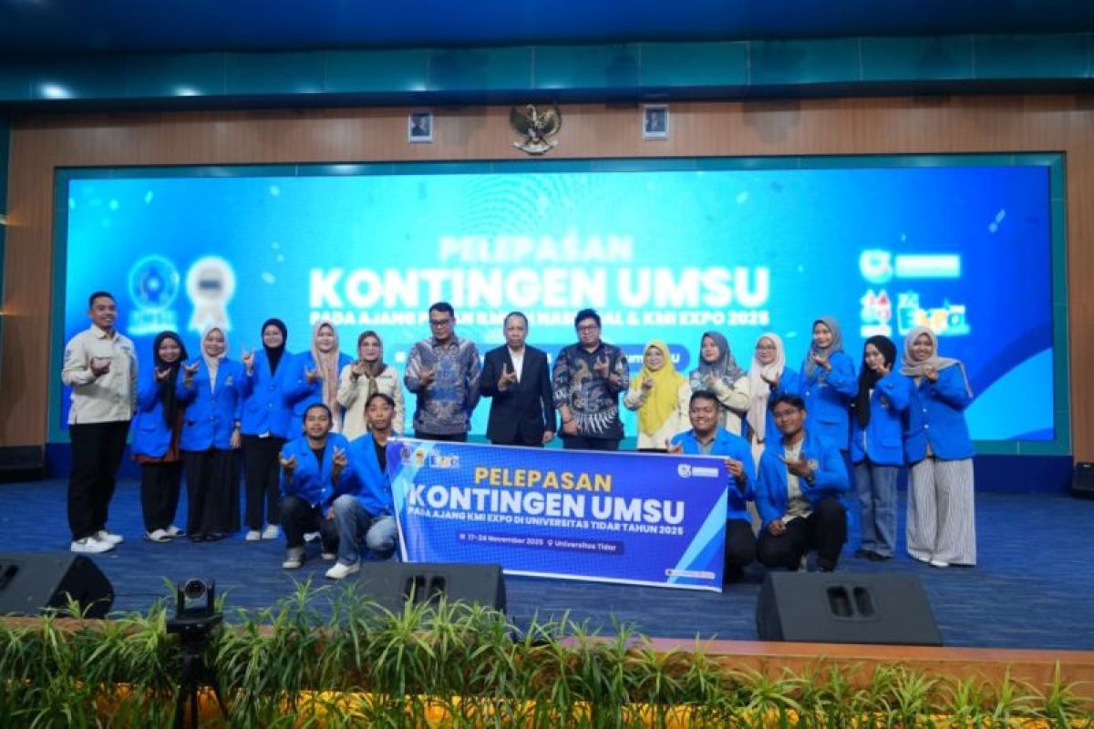 Rektor UMSU lepas Kontingen PIMNAS dan KMI Expo ke ajang nasional, mahasiswa berprestasi terima tali asih