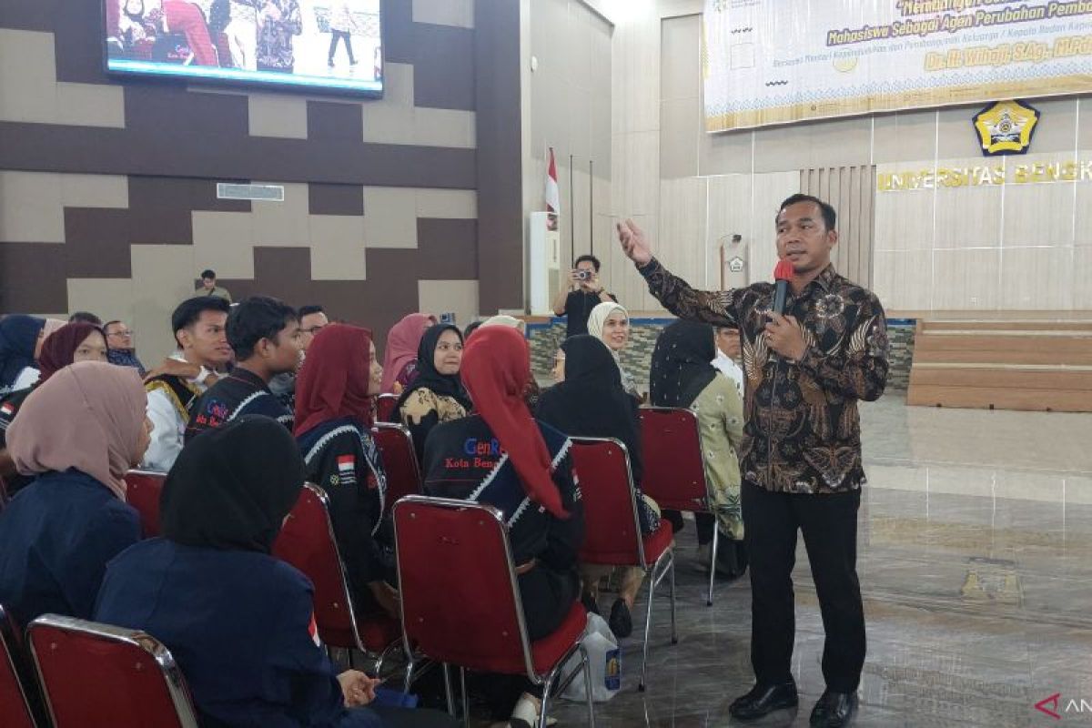 Kuliah umum, Mendukbangga paparkan konsep utuh keluarga ke mahasiswa 