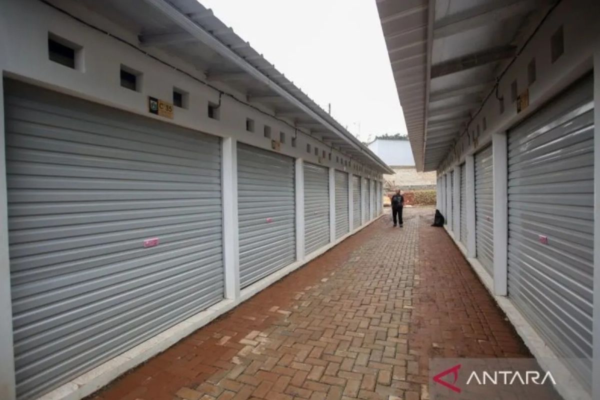 PPKUKM Jaksel tambah mural dan pohon di Sentra Fauna Lenteng Agung