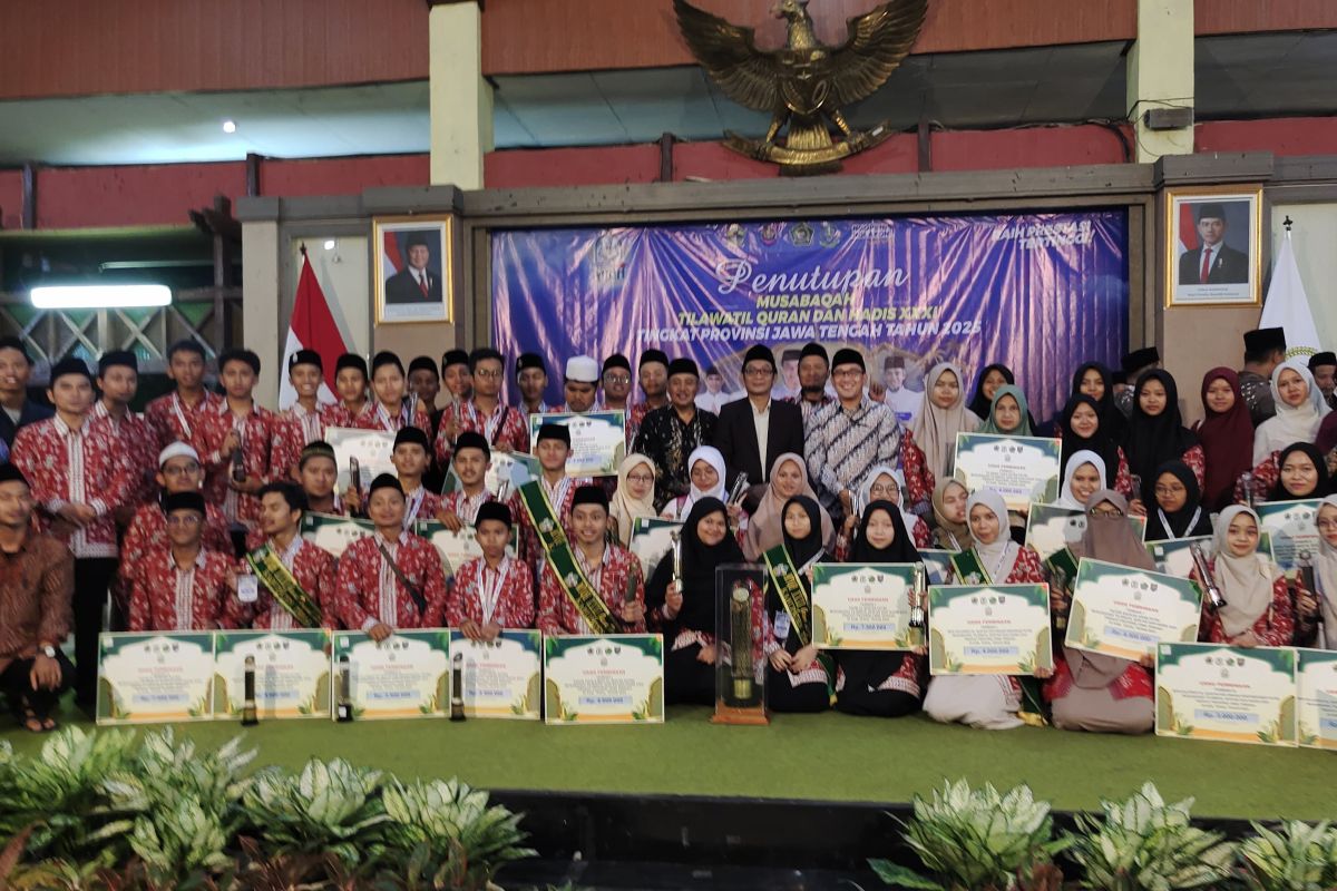 Kota Semarang pertahankan predikat juara umum MTQH Jateng