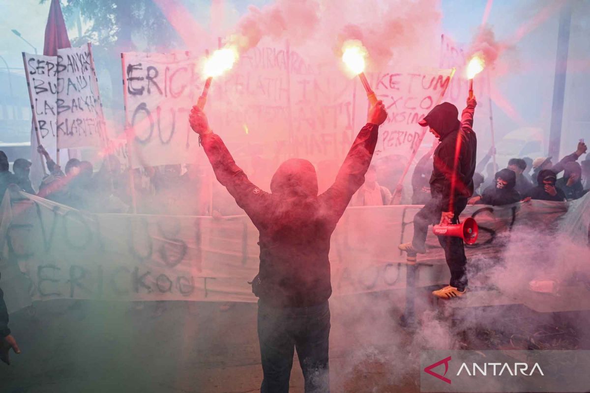 Kecewa Timnas Indonesia gagal ke Piala Dunia, Ultras Garuda tuntut revolusi total PSSI