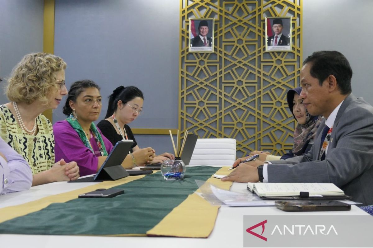 Indonesia reaffirms peat and mangrove commitment in UNEP talks