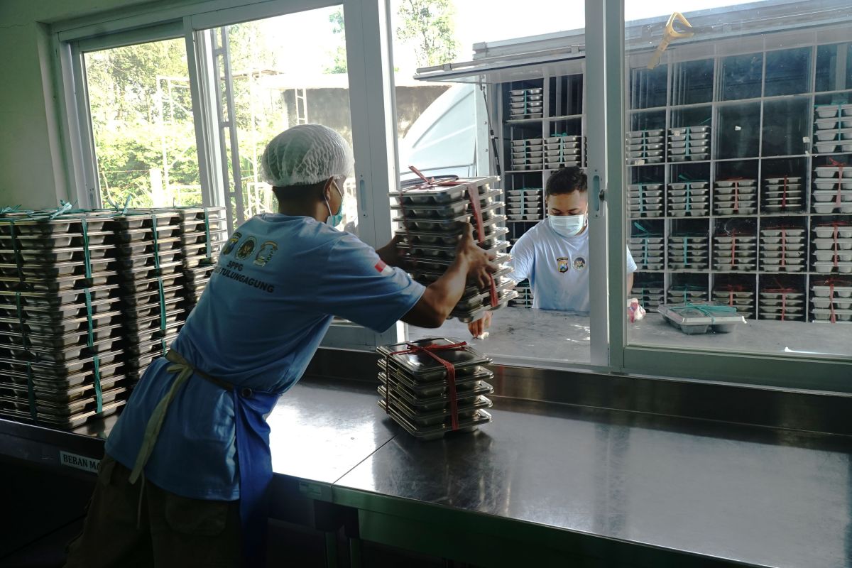 Dana belum cair, SPPG di Tulungagung hentikan operasional sementara