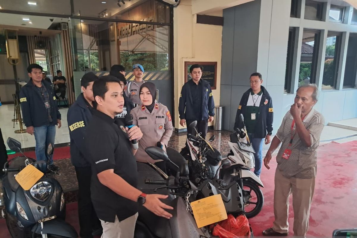 Polres Jakut kembalikan motor warga yang dicuri komplotan curanmor