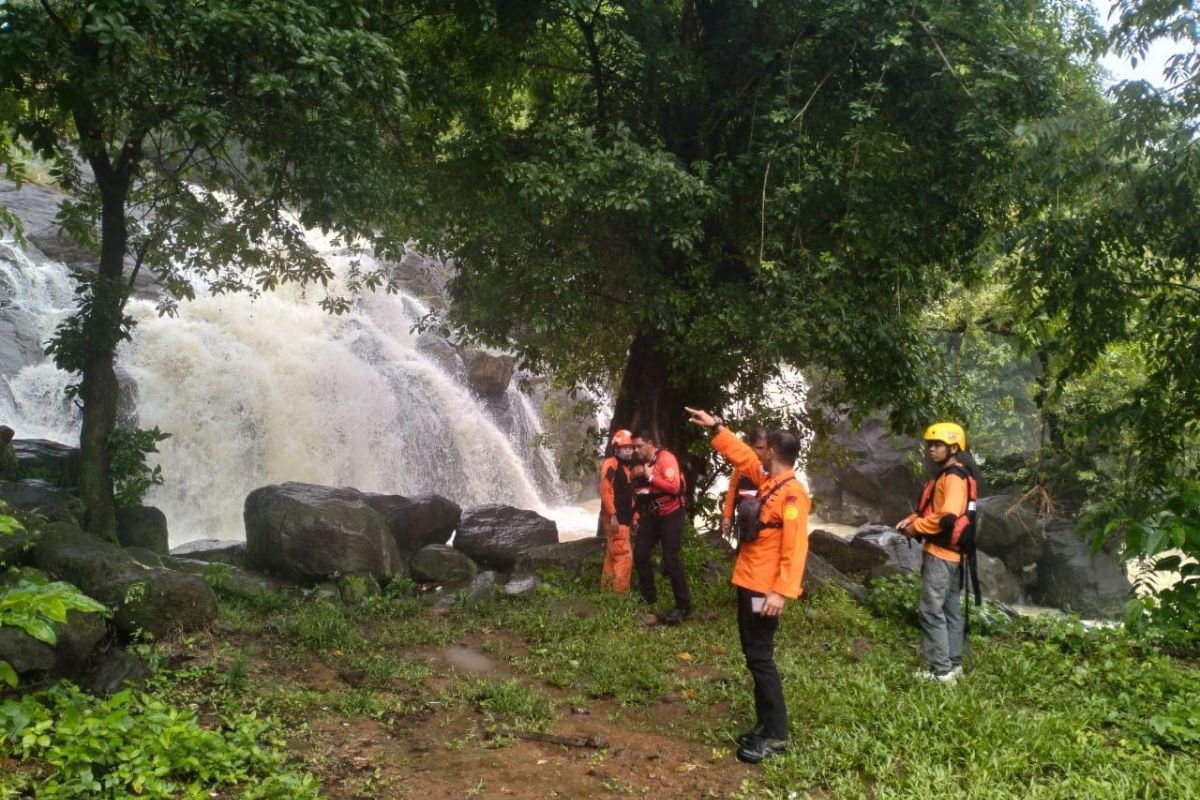 Seorang lansia dilaporkan hilang di hutan Gowa