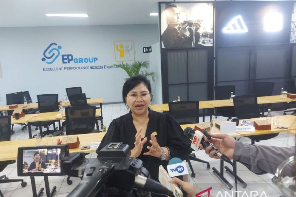 Industri padat karya harus serap tenaga kerja lokal