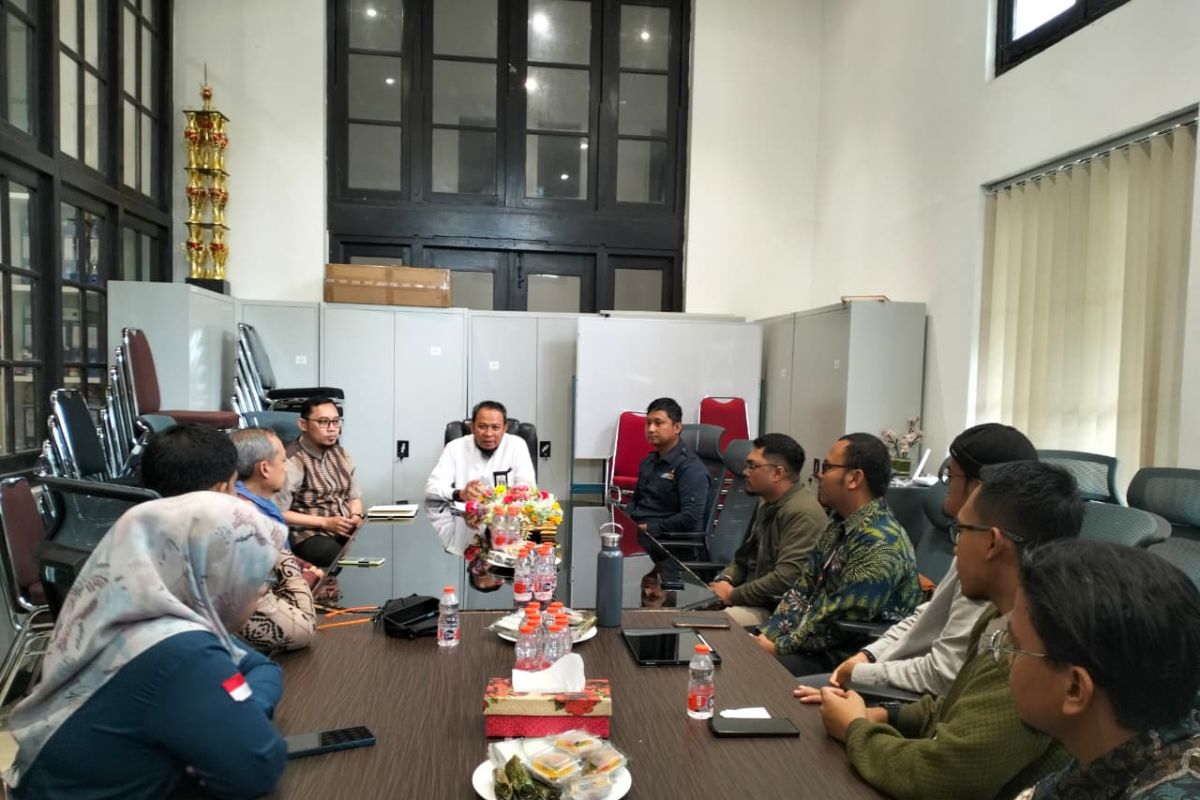 Pemkot Makassar dan LAZ  bahas penguatan pengentasan kemiskinan