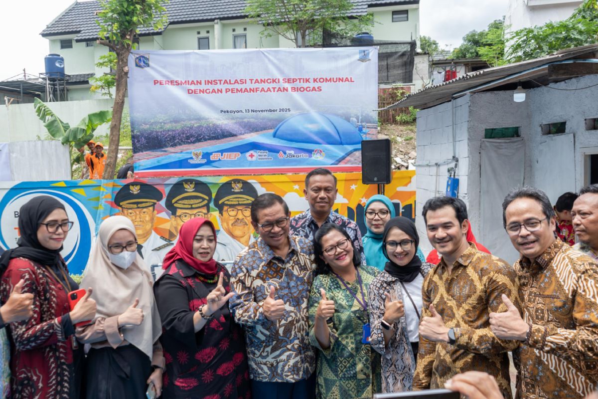 Bank Jakarta-PMI bangun biodigester penghasil biogas di Pekayon