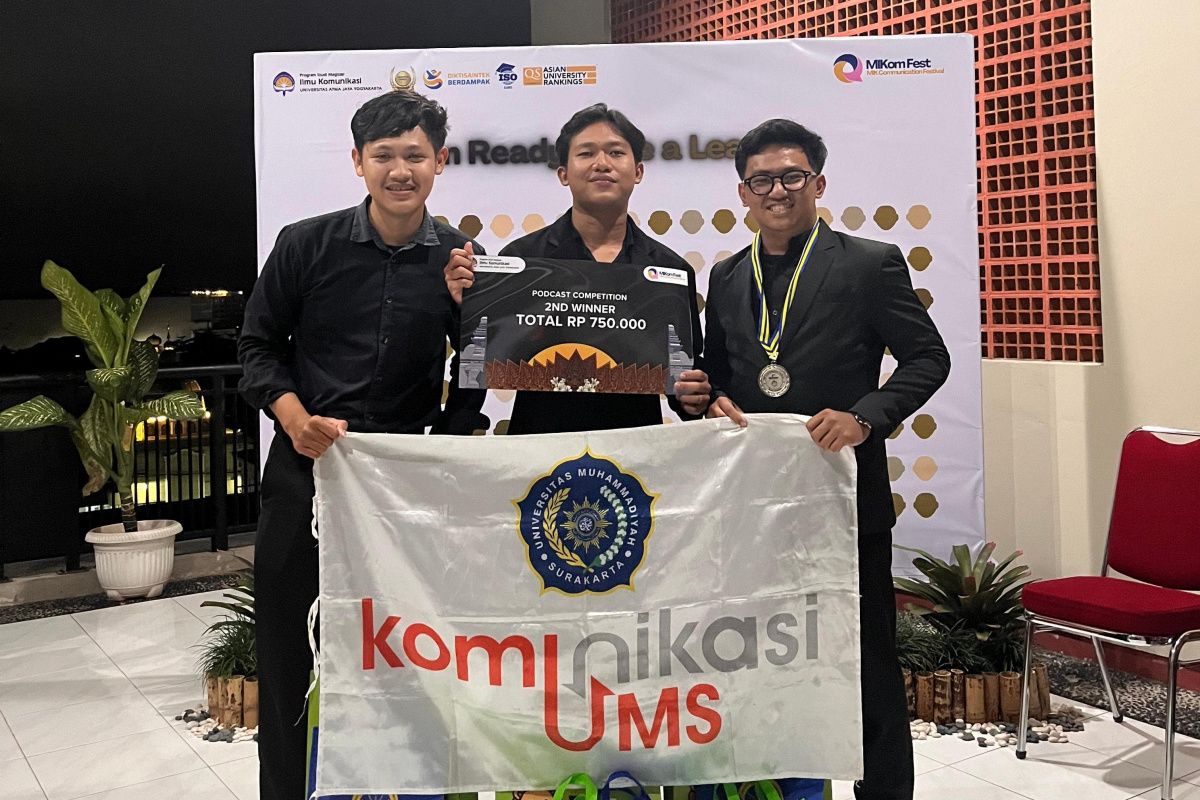 Mahasiswa Komunikasi UMS raih juara 2 Podcast Competition dengan pendekatan komedi