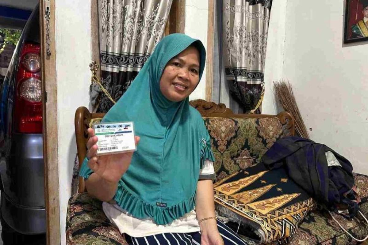 Anis syukuri hadirnya Program JKN di tengah keluarganya.