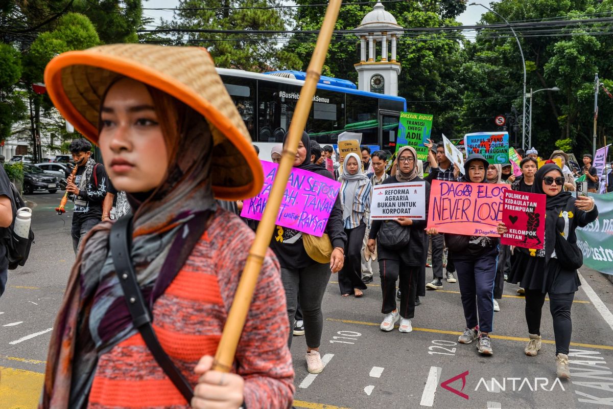 Siasat berdaulat di tengah egoisme transisi hijau global