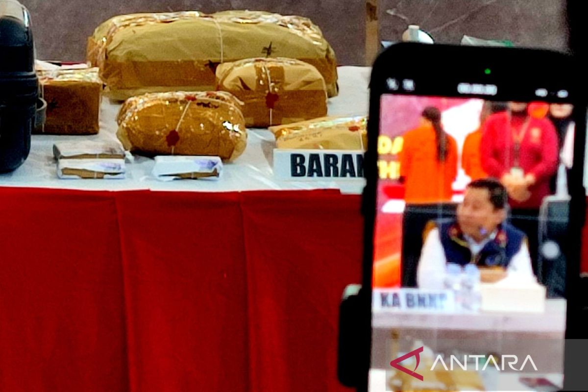 Polisi gagalkan penyelundupan narkoba di Bandara Hasanuddin