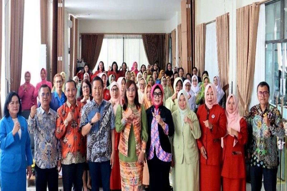 Pemkab Barut perkuat peranan perempuan untuk pembangunan di era digital