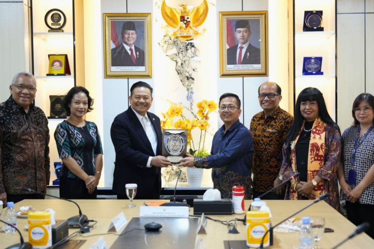 Otto tegaskan komitmen sinkronisasi atasi kendala administrasi gereja