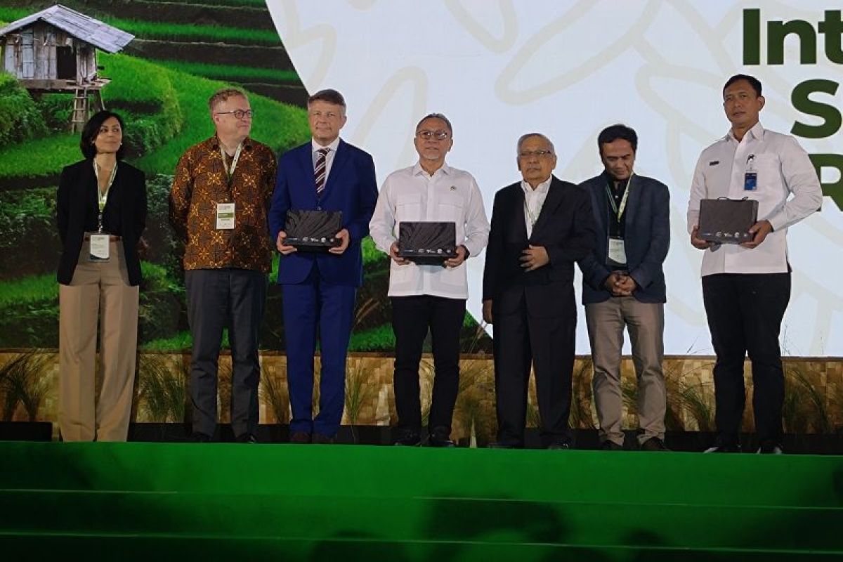 Zulhas: Pemerintah siapkan lonjakan produksi protein 2026 dukung MBG