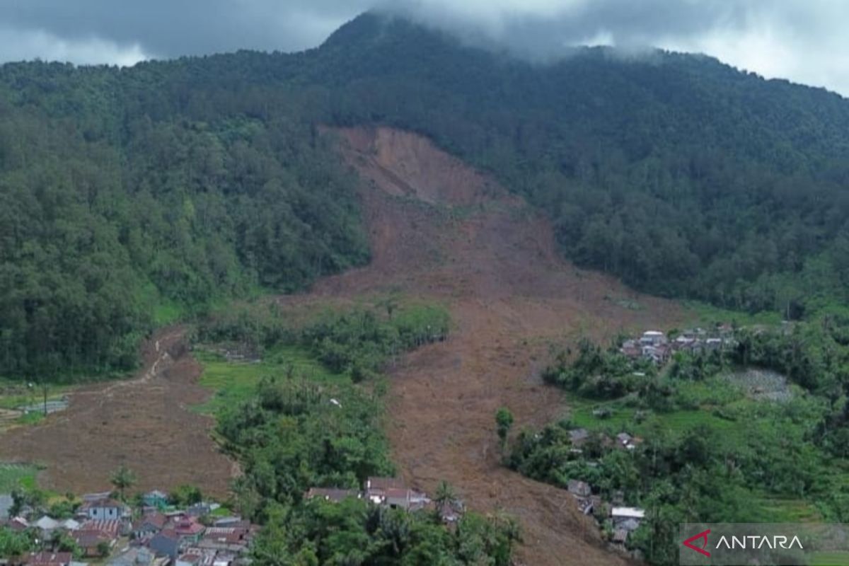 Tiga pos pengungsian disiapkan untuk korban longsor di Banjarnegara