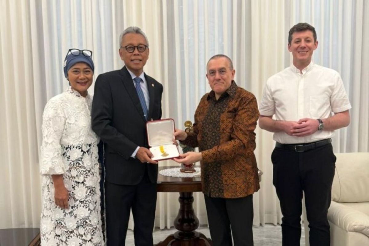 KPN terima medali Vatikan atas jasa selama kunjungan Paus Fransiskus