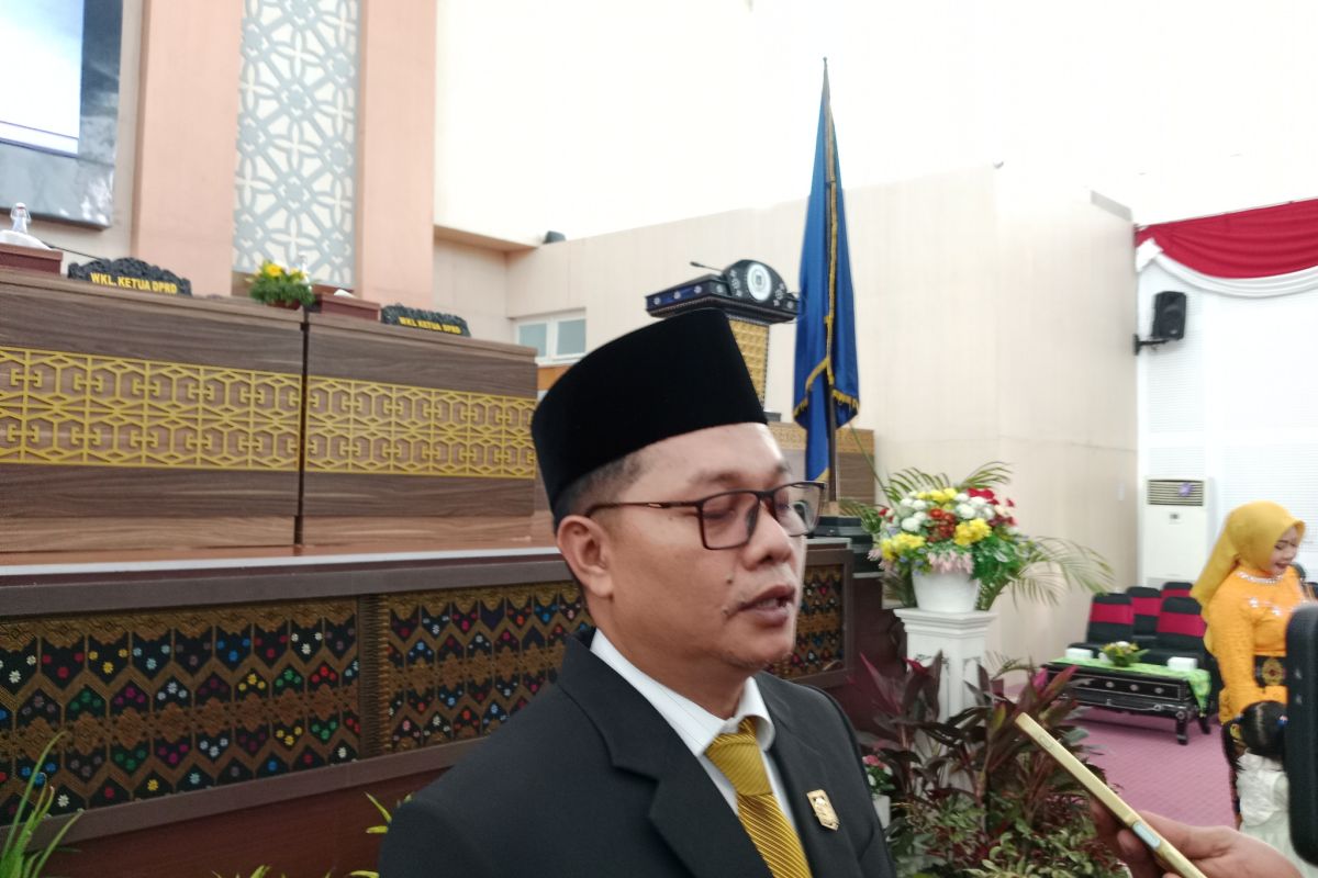 Lalu M Akhyar resmi menjabat Wakil Ketua I DPRD Lombok Tengah