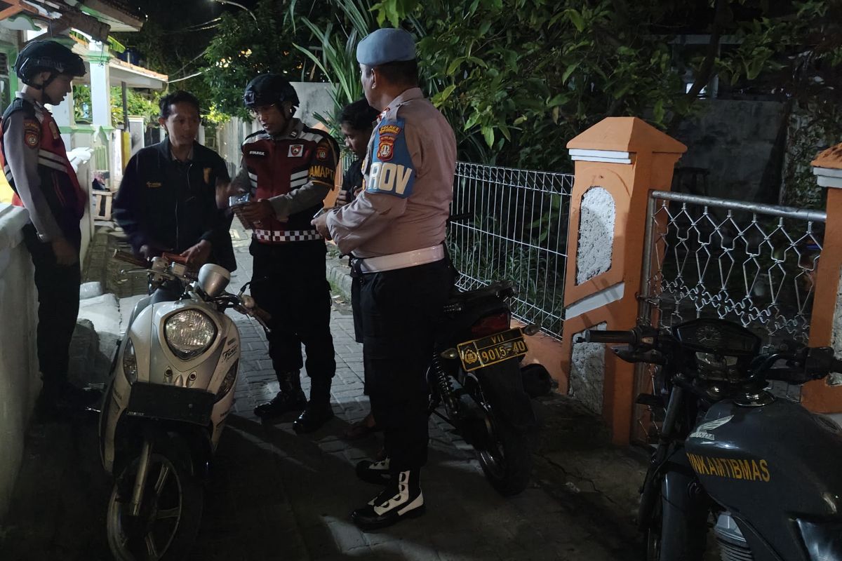 Patroli malam hari beri rasa aman bagi warga Kepulauan Seribu