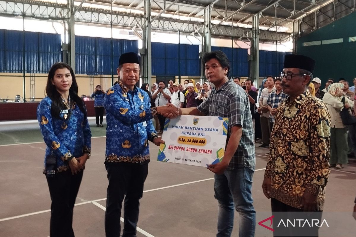 Pemkab Kudus bantu Rp1,25 miliar modal PKL dan pelaku ekraf