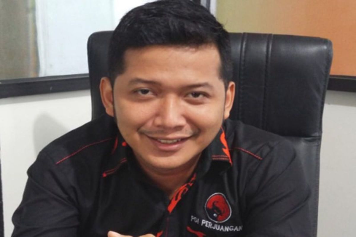 Wakil ketua komisi I DPRD Kotabaru Gewsima harapkan Program Kotabaru Cerdas berkelanjutan