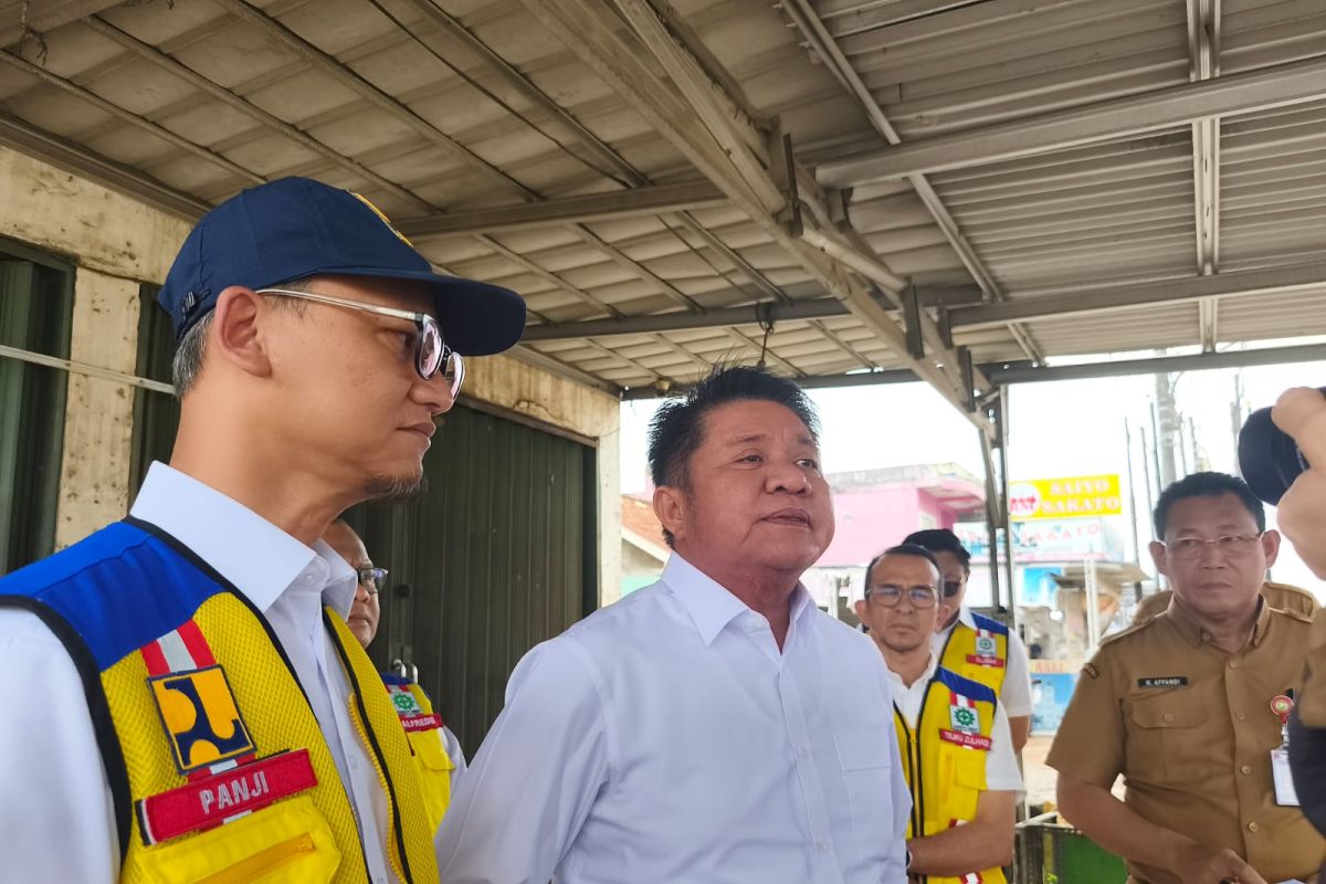 Gubernur Sumsel: Perbaikan jalan rusak di Jalintim rampung akhir 2025