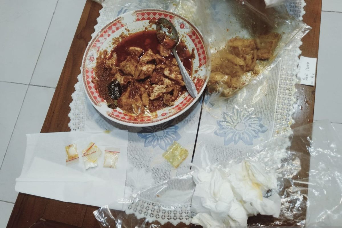 Lapas Sintang menggagalkan penyelundupan sabu dalam titipan makanan