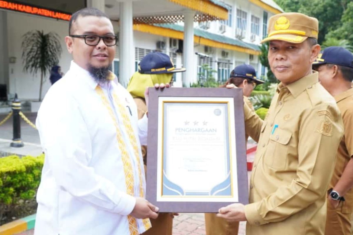 Sekda Langkat: Mari jaga kualitas kesehatan masyarakat menyongsong Indonesia Emas 2045