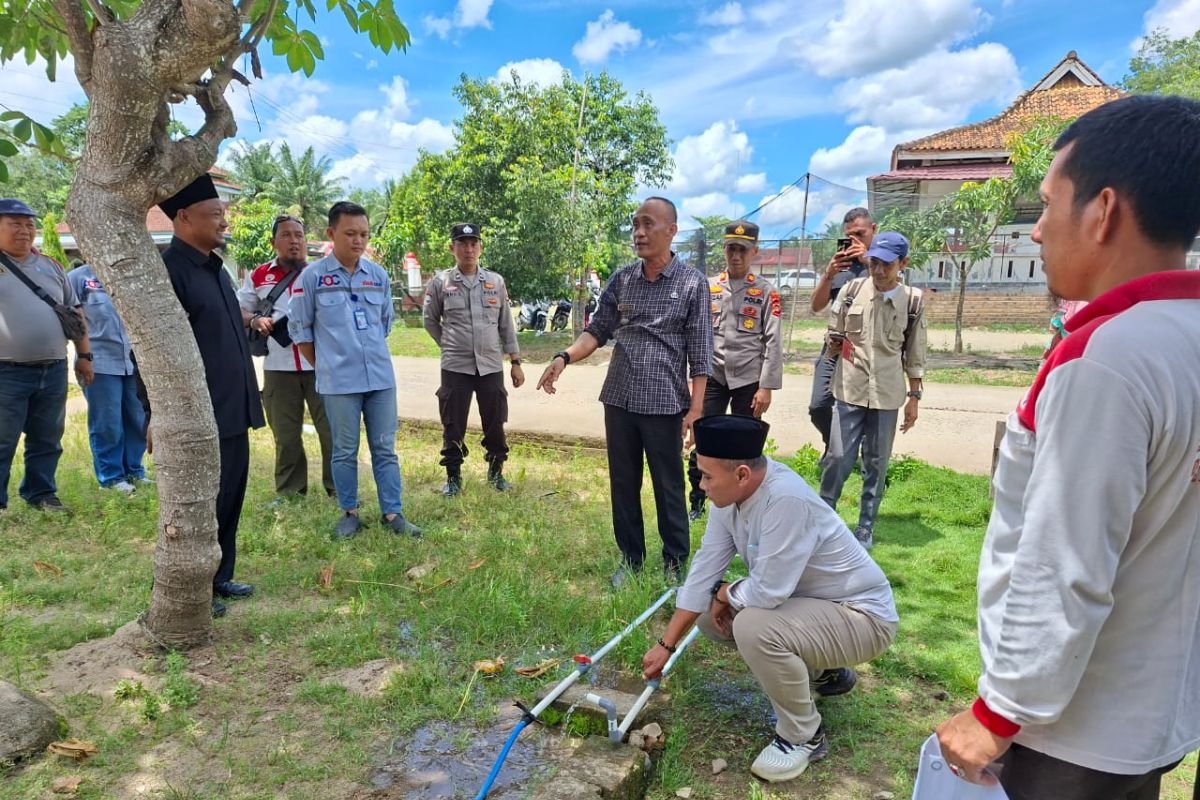 PT AOC bangun sumur bor untuk 7 desa di Lubuk Batang