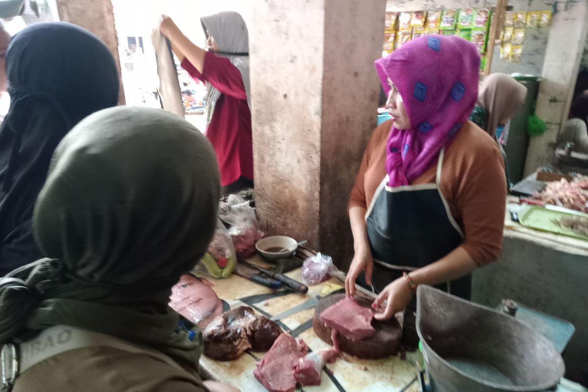 Target retribusi pasar di Mataram bakal naik jadi Rp8,25 miliar