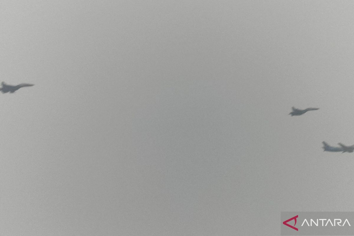 TNI AU gelar latihan "force down" dengan tiga Sukhoi di Morowali 