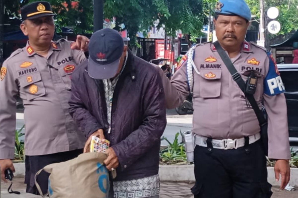 Meresahkan warga, pengamen dan tunawisna ditangkap polisi