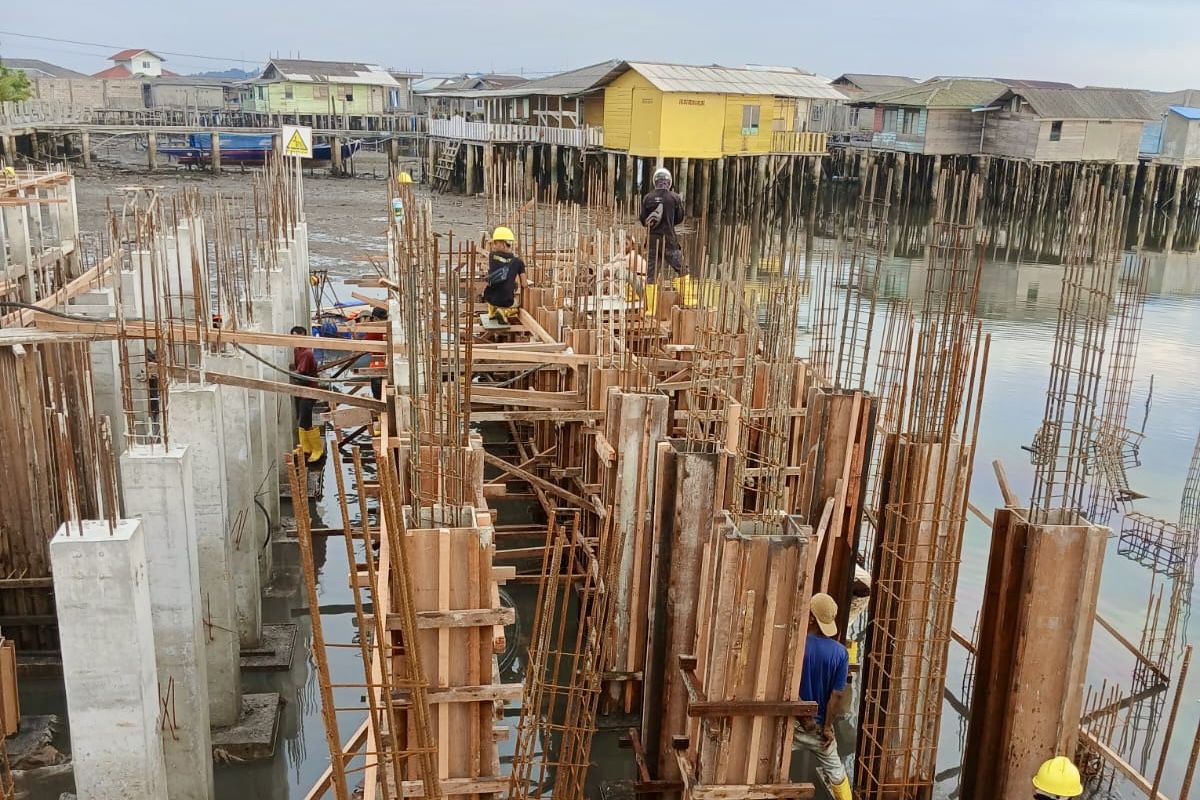 Pembangunan Kampung Nelayan Merah Putih di Batam capai 45%