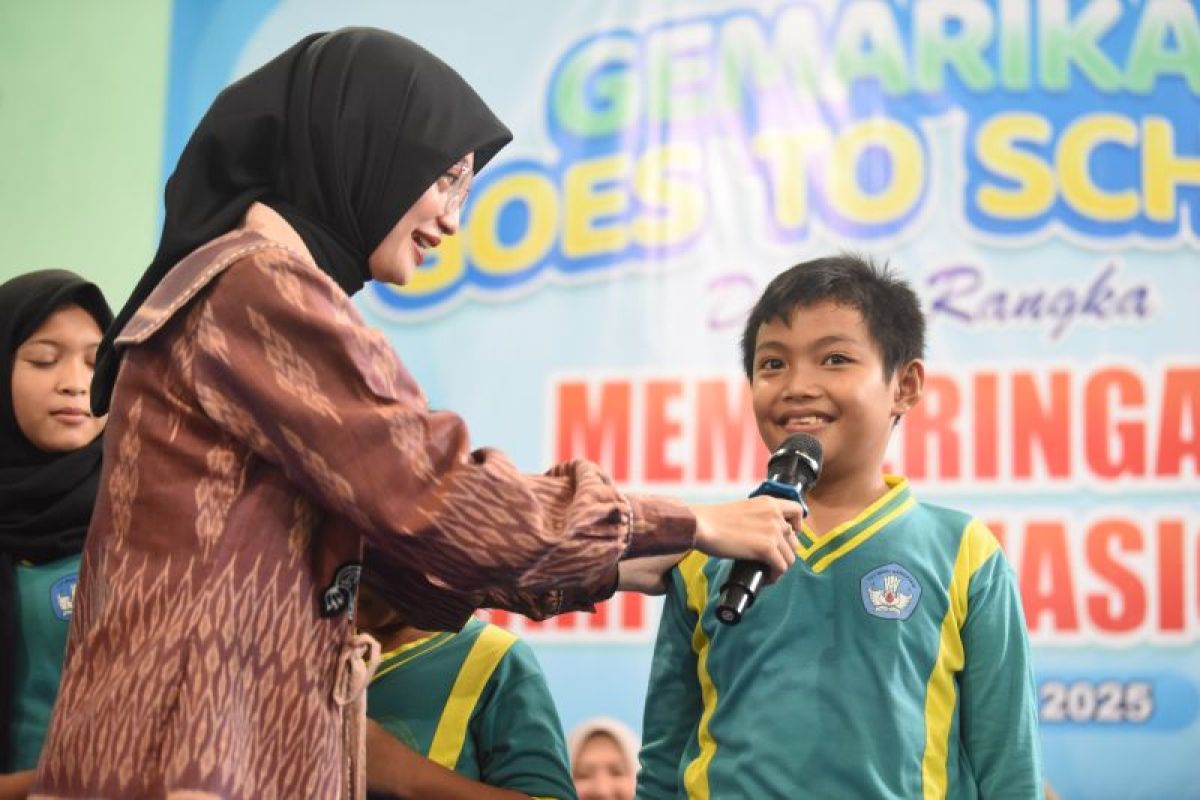 Pemkot Kediri edukasi anak giat rajin makan ikan