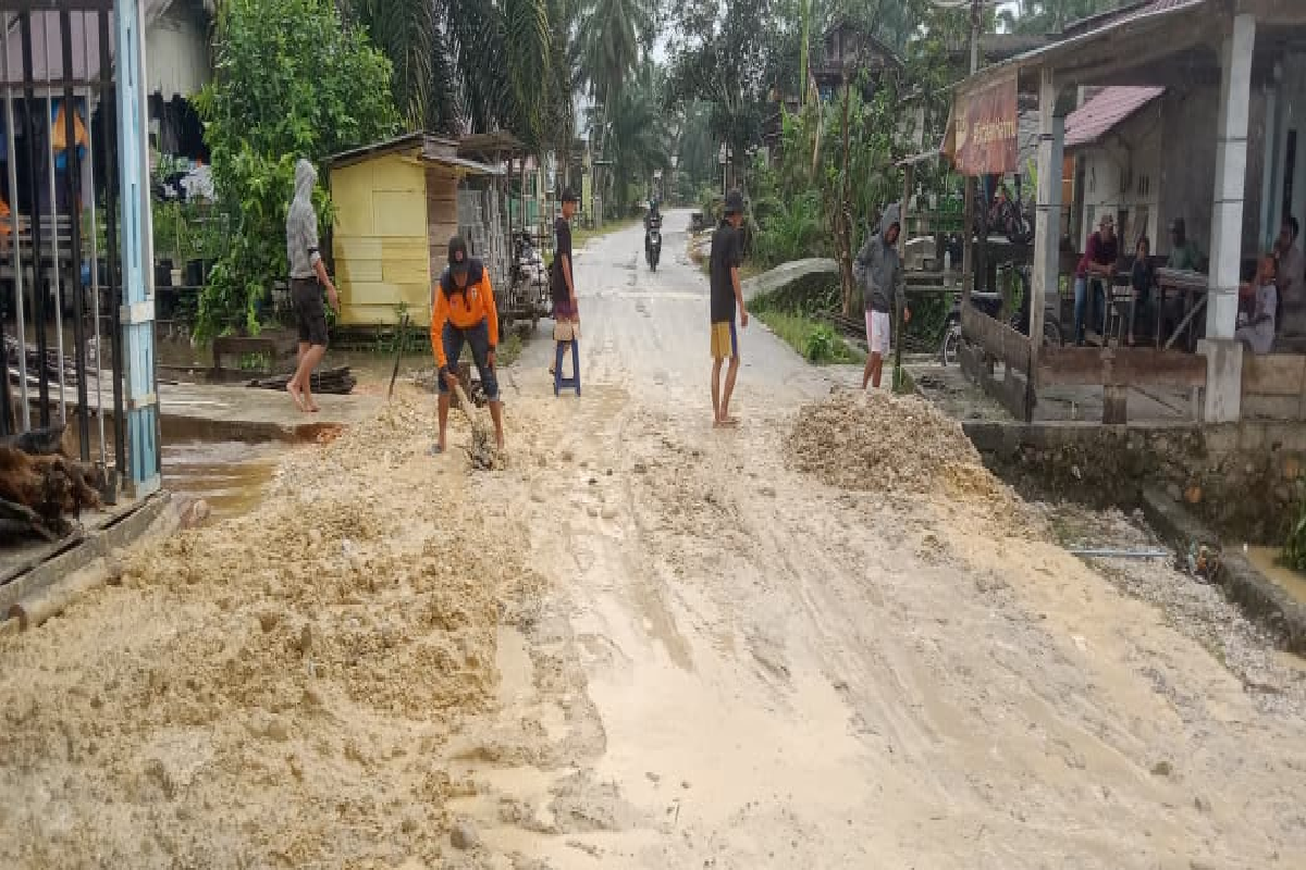 Dua desa di Aceh Singkil banjir akibat sungai meluap
