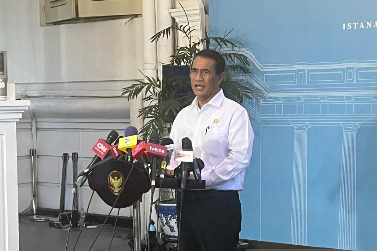 Menteri Amran dan Bahlil sebut anggota Polri aktif di kementerian sangat membantu