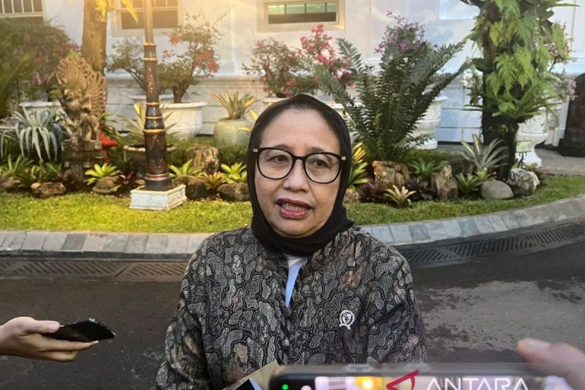 Prabowo keluarkan kocek pribadi, bantu pengadaan 2.303 becak listrik